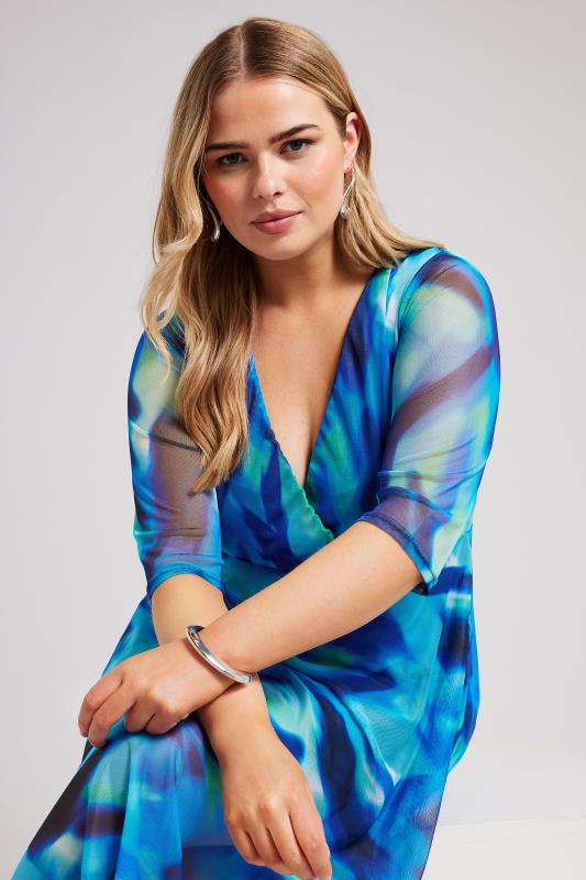 YOURS LONDON Plus Size Blue Abstract Print Wrap Dress | Yours Clothing 4