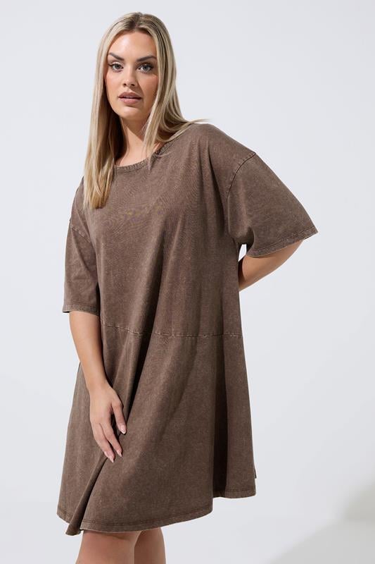  LIMITED COLLECTION Curve Chocolate Brown Acid Wash Dress