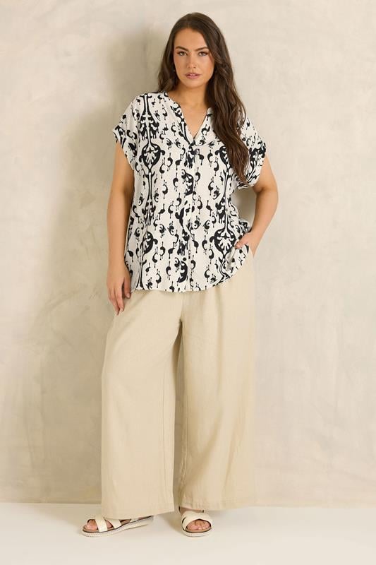 EVANS Plus Size White Abstract Print Short Sleeve Blouse | Evans 2