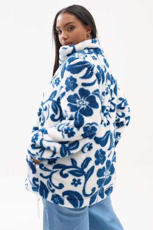 YOURS Plus Size White Floral Print Fleece Jacket | Yours Clothing 2