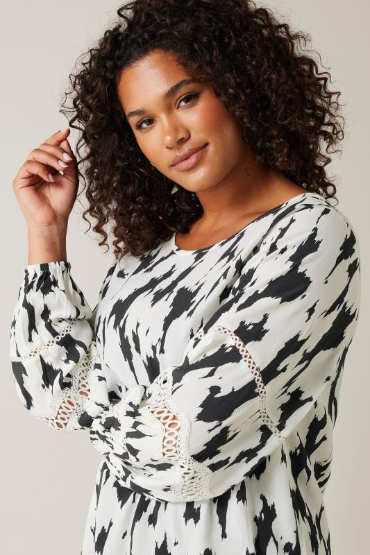 EVANS Plus Size Black & White Abstract Print Top | Evans  4