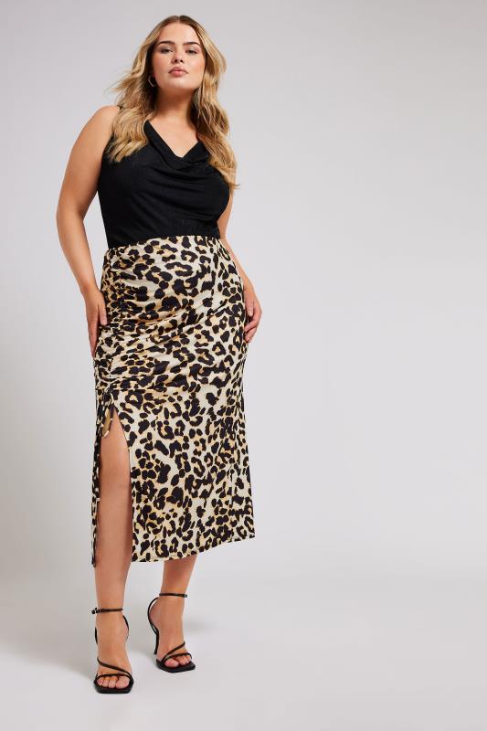 YOURS LONDON Plus Size Brown Leopard Print Ruched Midaxi Skirt | Yours Clothing 3