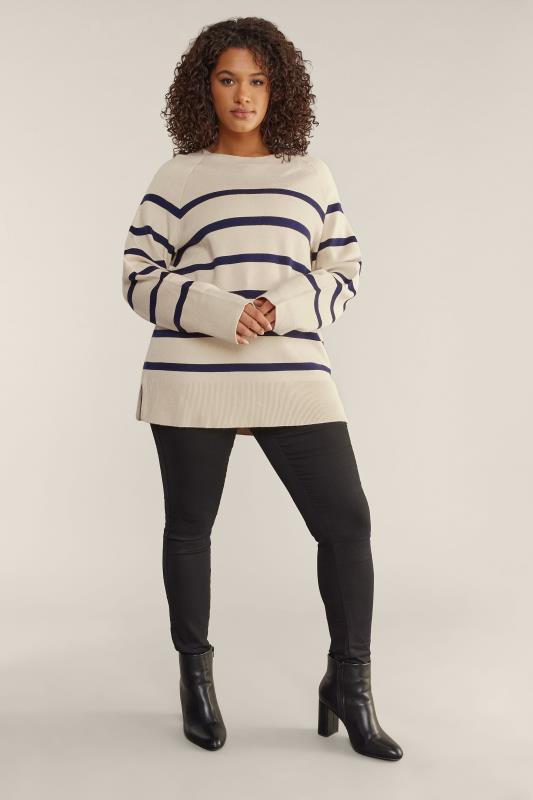 EVANS Plus Size Ivory White & Blue Striped Knitted Jumper | Evans 1
