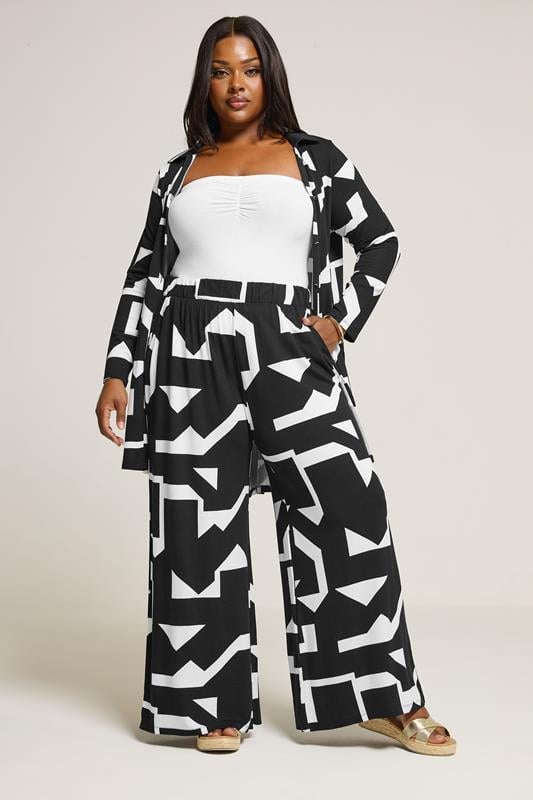 YOURS Plus Size Black & White Abstract Shirt | Yours Clothing 3