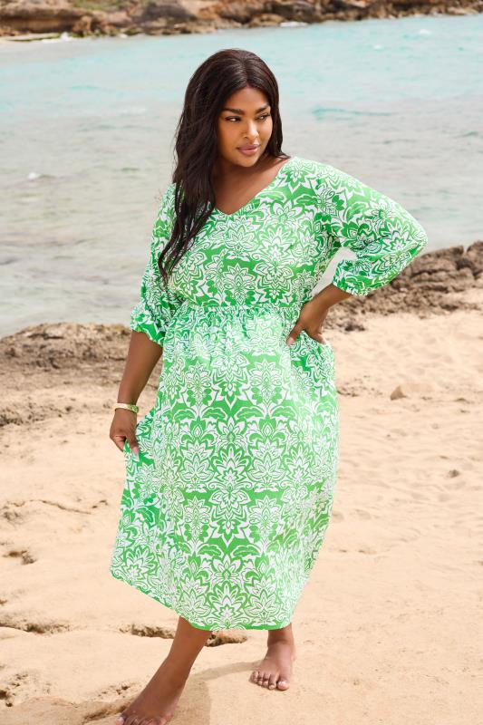 YOURS Plus Size Green Paisley Print V-Neck Midaxi Dress | Yours Clothing 2