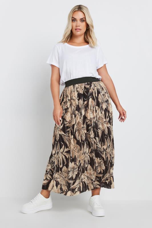 YOURS Plus Size Black Pleated Maxi Skirt | Yours Clothing 2