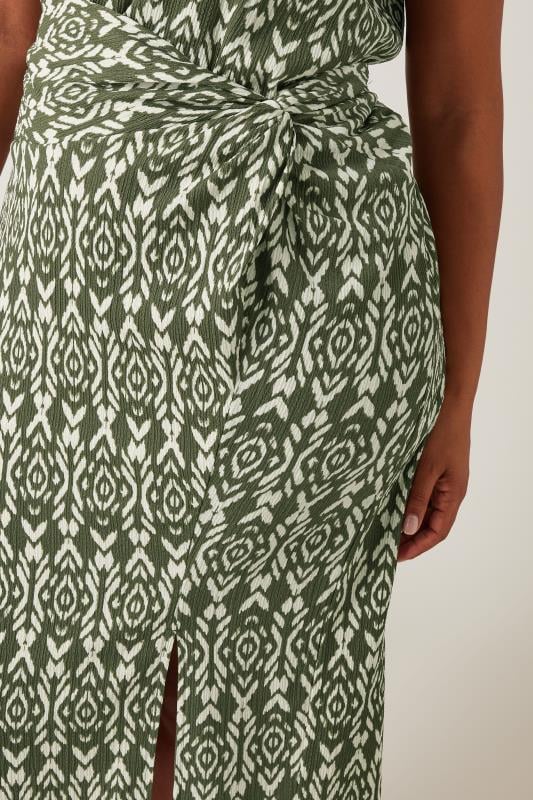 EVANS Plus Size Olive Green Ikat Print Crinkle Midi Skirt | Evans 7