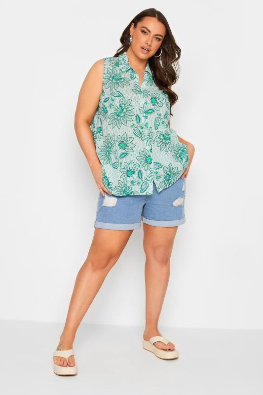 YOURS Plus Size Green Floral Print Dipped Hem Sleeveless Blouse | Yours Clothing 2