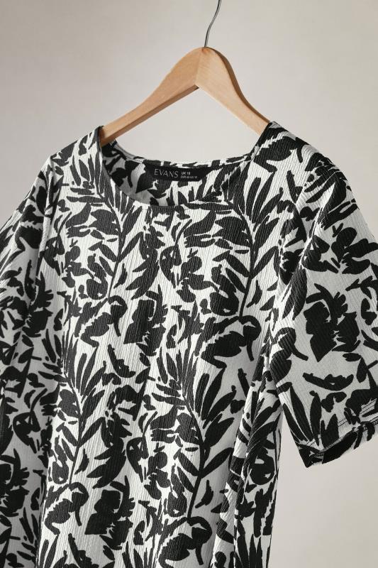 EVANS Plus Size Black Floral Print Crinkle Top | Evans  7