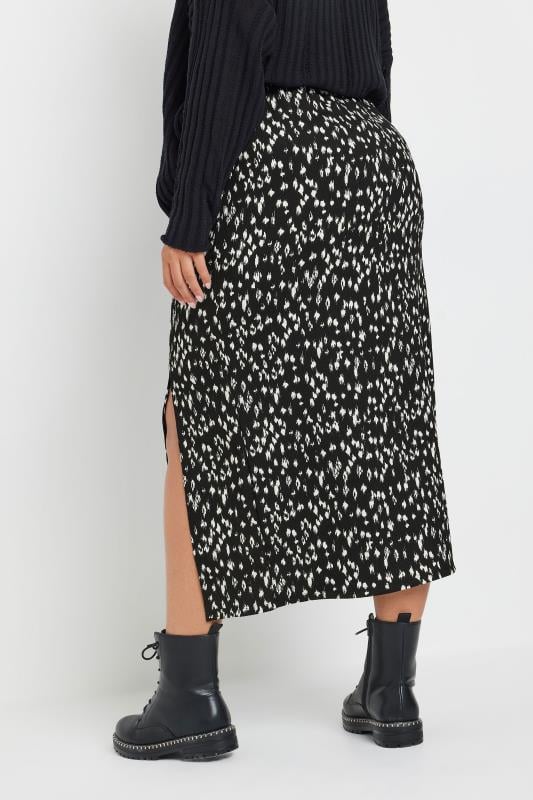 YOURS Plus Size Black Abstract Print Textured Midaxi Skirt | Yours Clothing  3