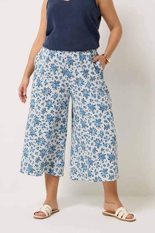  YOURS Curve White Ditsy Floral Culottes