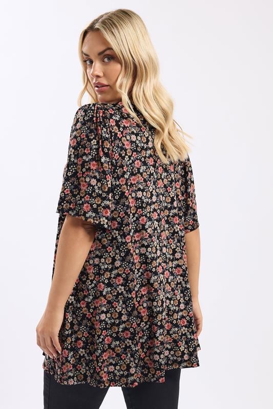 YOURS Plus Size Black Floral Pleat Top | Yours Clothing 2
