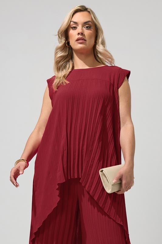  YOURS LONDON Curve Red Pleated Top
