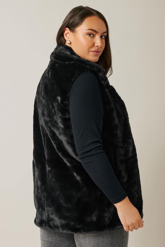 Evans Black Faux Fur Gilet 4