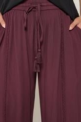 YOURS Plus Size Berry Red Scallop Crinkle Cropped Trousers | Yours Clothing 4