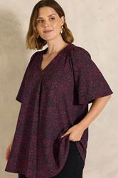 EVANS Plus Size Black & Red Ditsy Floral Top | Evans 3