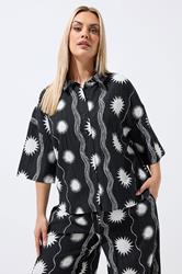 LIMITED COLLECTION Plus Size Black Sun Crinkle Shirt | Yours Clothing 3