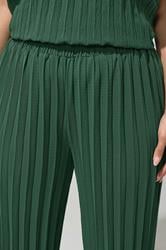 YOURS LONDON Plus Size Green Pleated Trousers | Yours Clothing 4