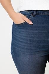 YOURS Plus Size Mid Blue Turn Up Denim Shorts | Yours Clothing 4