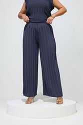 YOURS LONDON Plus Size Navy Blue Pleated Set | Yours Clothing 5