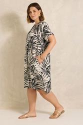 EVANS Plus Size Black Mono Palm Pleat Dress | Evans 2