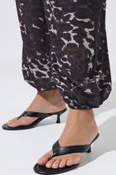 LIMITED COLLECTION Plus Size Brown leopard Balloon Trousers | Yours Clothing 4