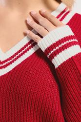 YOURS Plus Size Red Contrast V-Neck Knitted Jumper | Yours Clothing 4