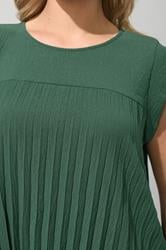 YOURS LONDON Plus Size Green Pleated Set | Yours Clothing 5