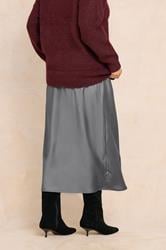 EVANS Plus Size Grey Satin Slip-On Midi Skirt | Evans 2