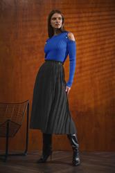 STAR Black Pleated Belt Buckle Maxi Skirt | StarByJM 3