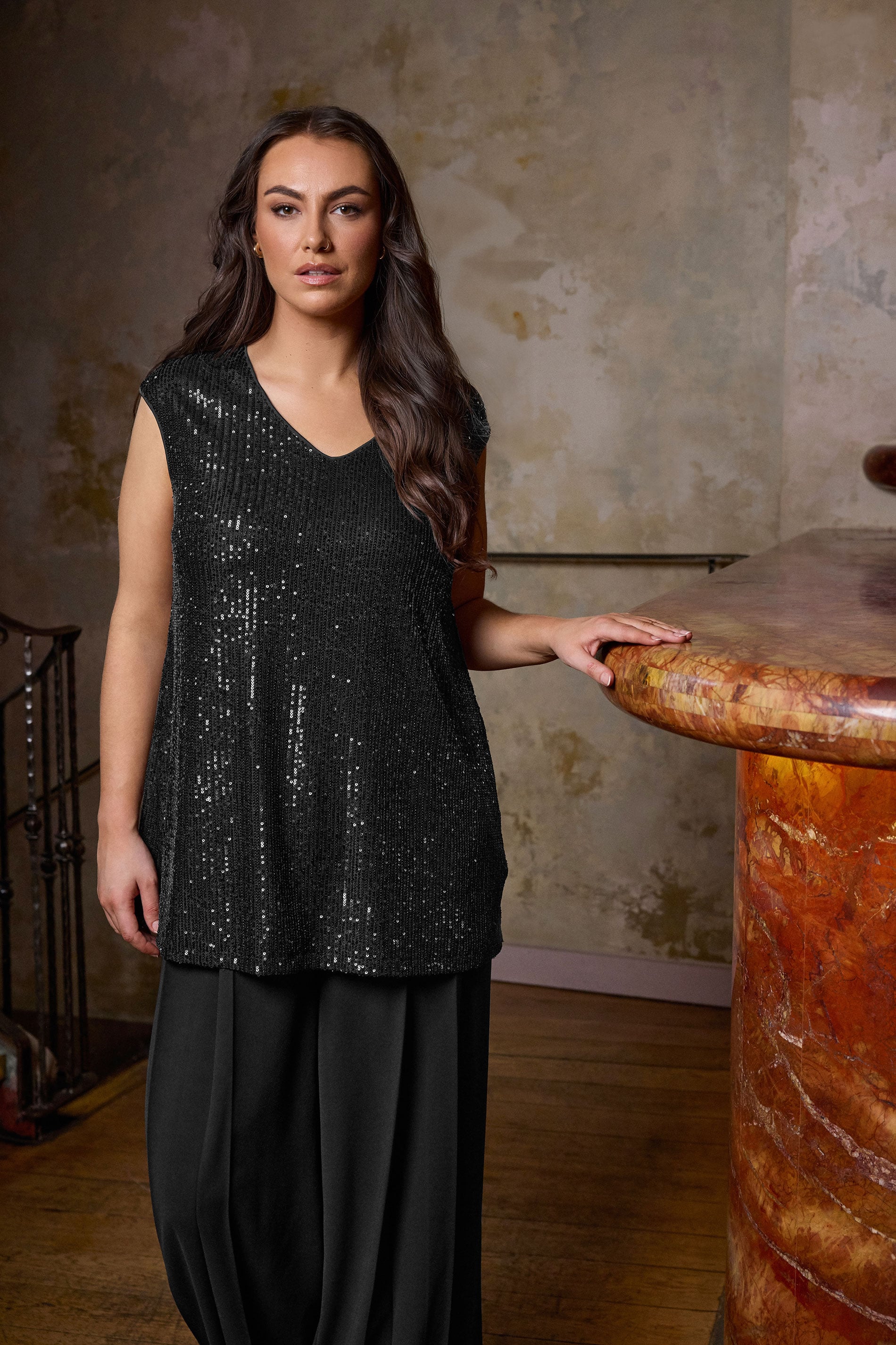 Evans Women's Black Plus Sequin Embellished Vest Top Size 26-28