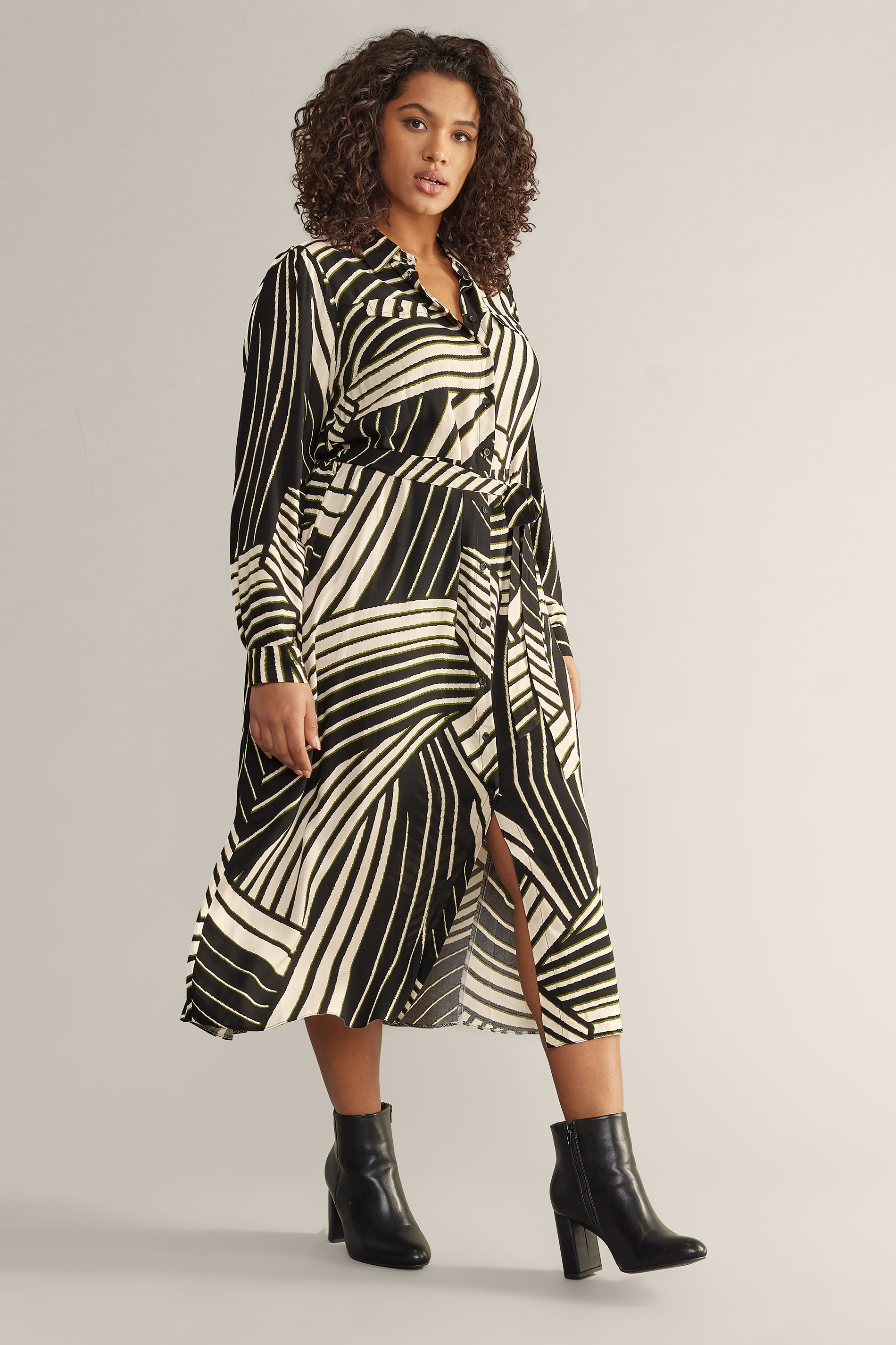 EVANS Plus Size Black & Ivory White Linear Print Utility Shirt Dress | Evans 2