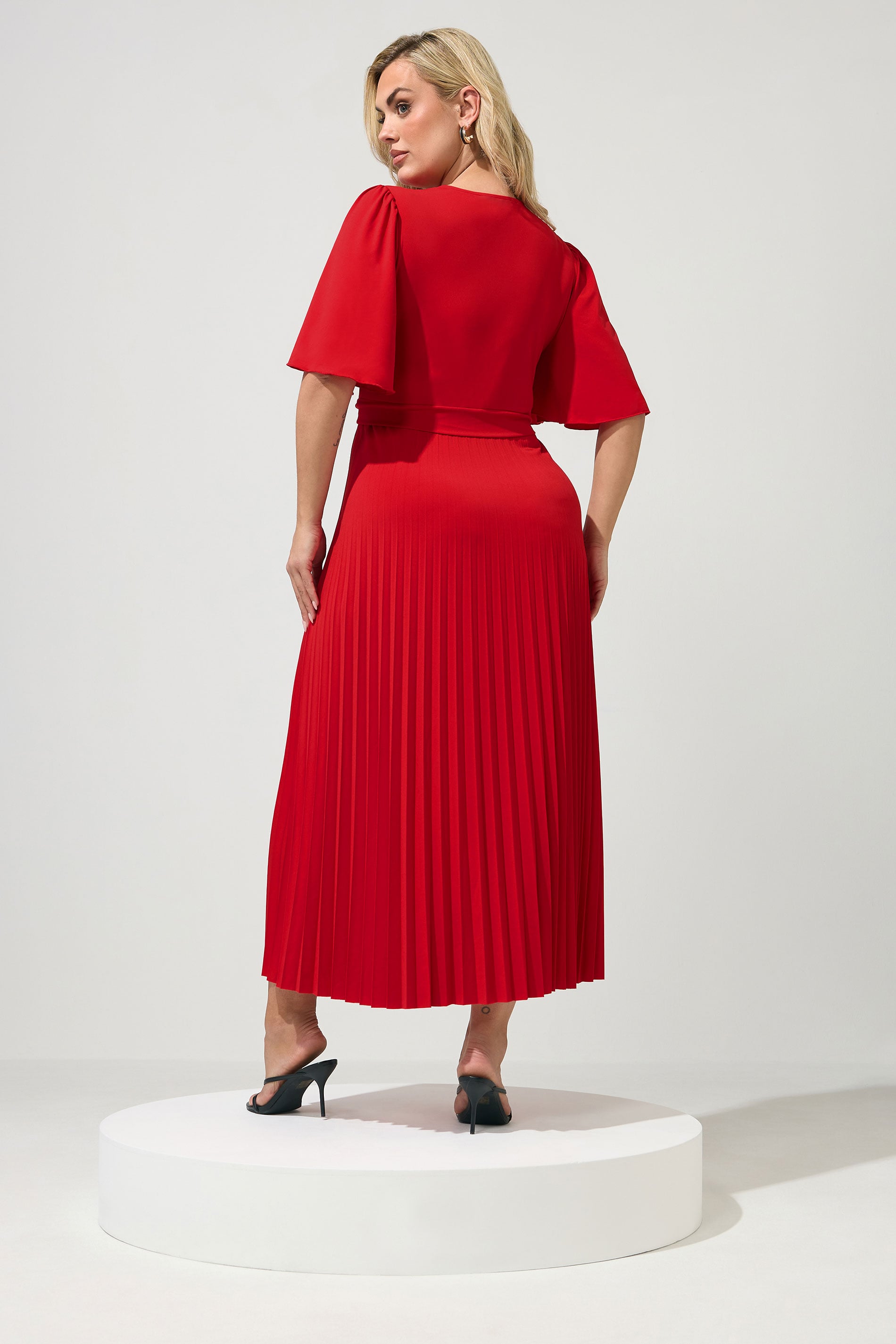 YOURS LONDON Plus Size Red Knot Pleated Maxi Dress | Yours Clothing 2