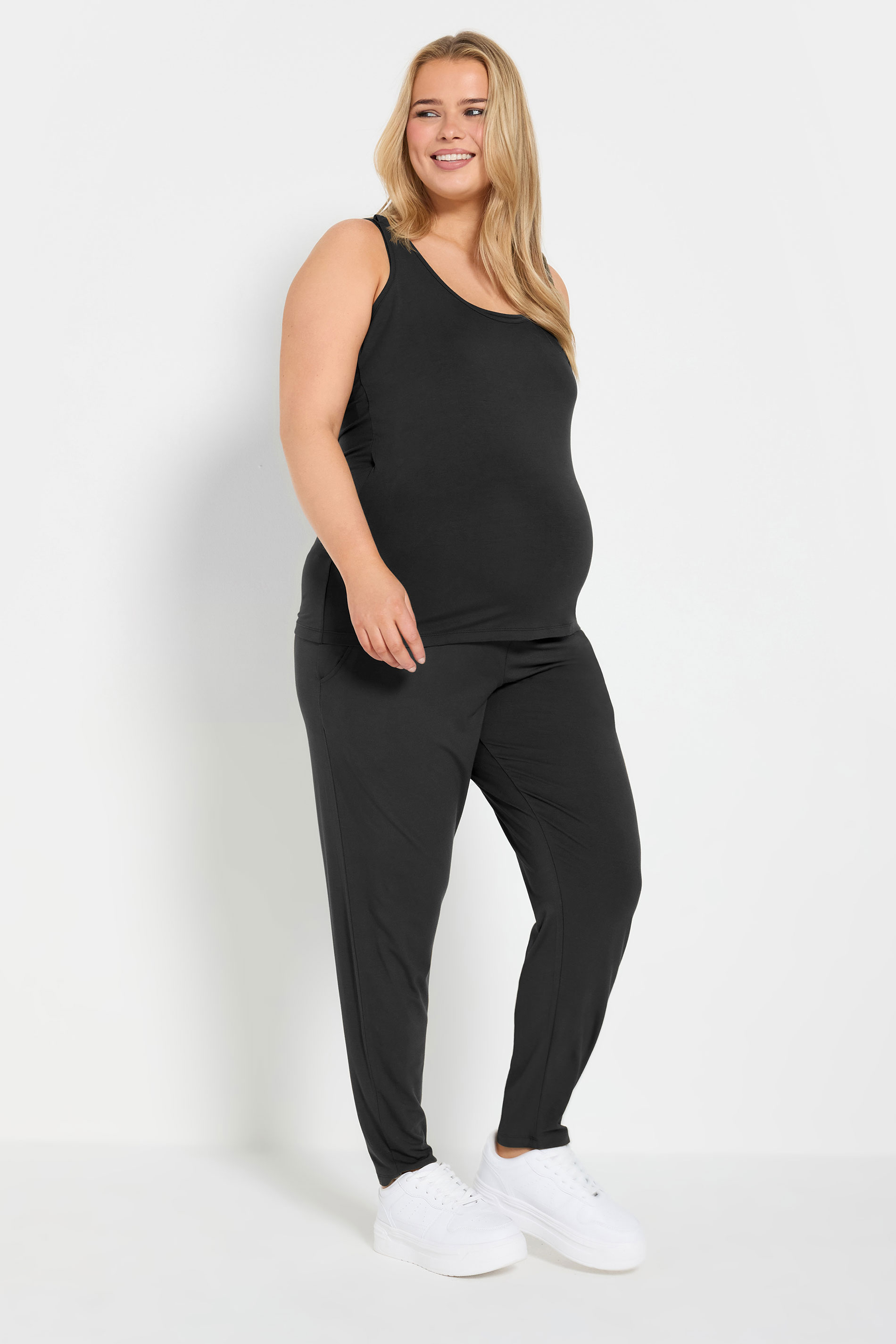  BUMP IT UP MATERNITY Plus Size Black Essentials Kit | Yours Clothing 4