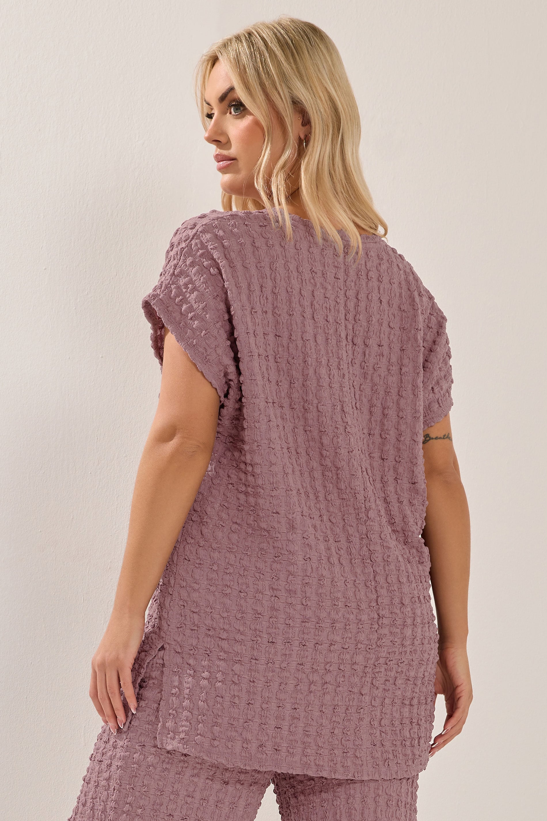 YOURS Plus Size Dusky Pink Bubble Textured T-Shirt | Yours Clothing 4
