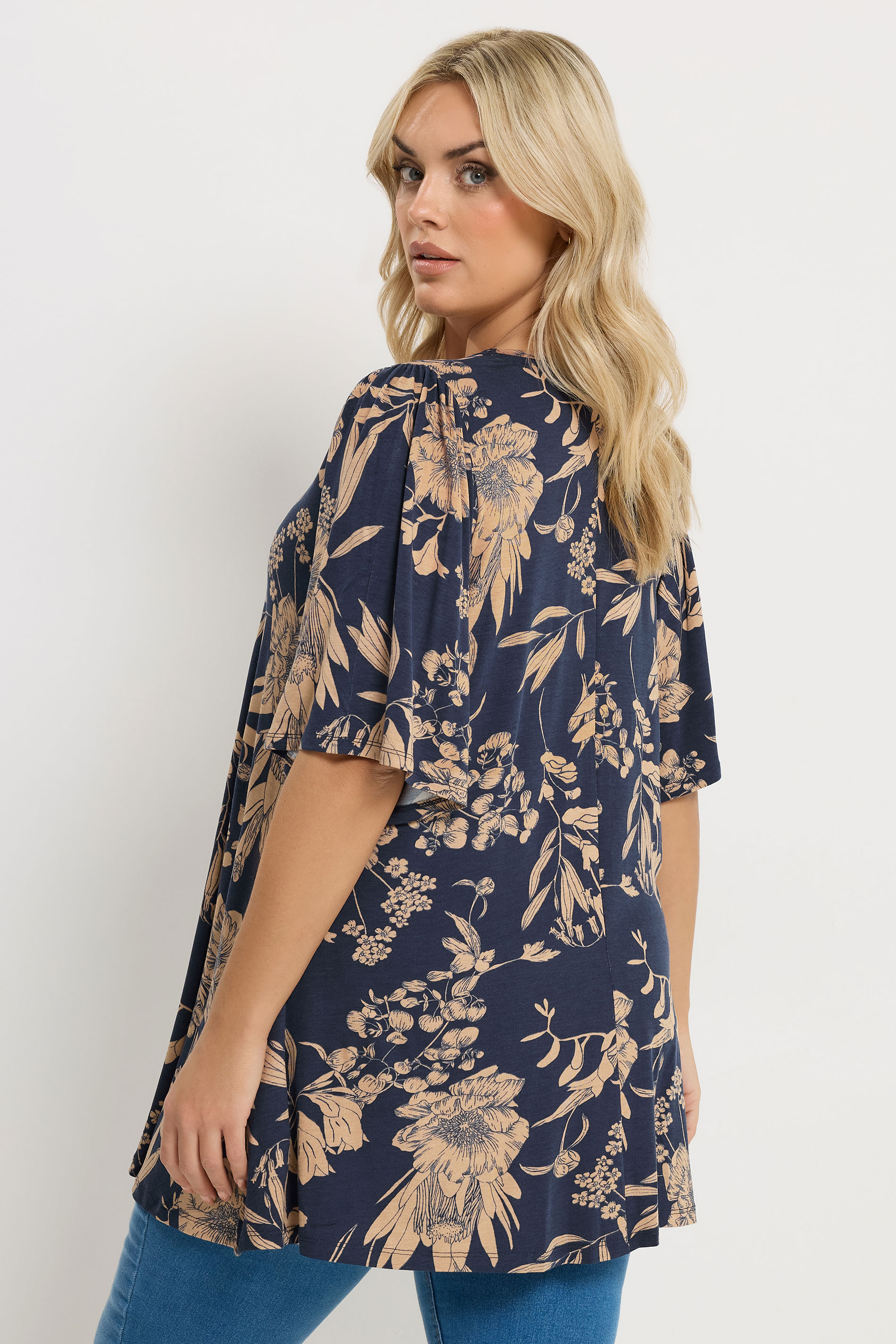 YOURS Plus Size Blue Floral Pleated Front Top | Yours Clothing 2