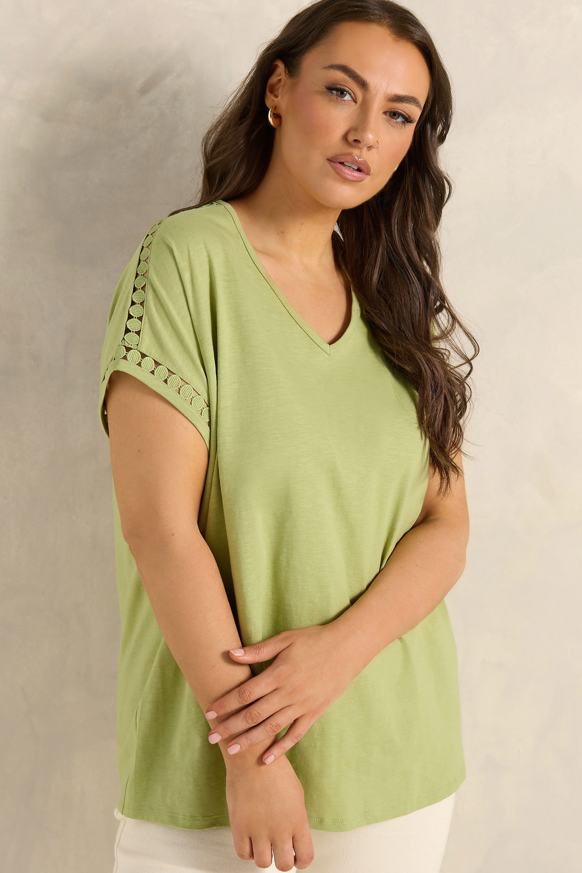 Evans Women's Green Plus Chartreuse Crochet Trim Cotton V Neck Tshirt Size 30-32