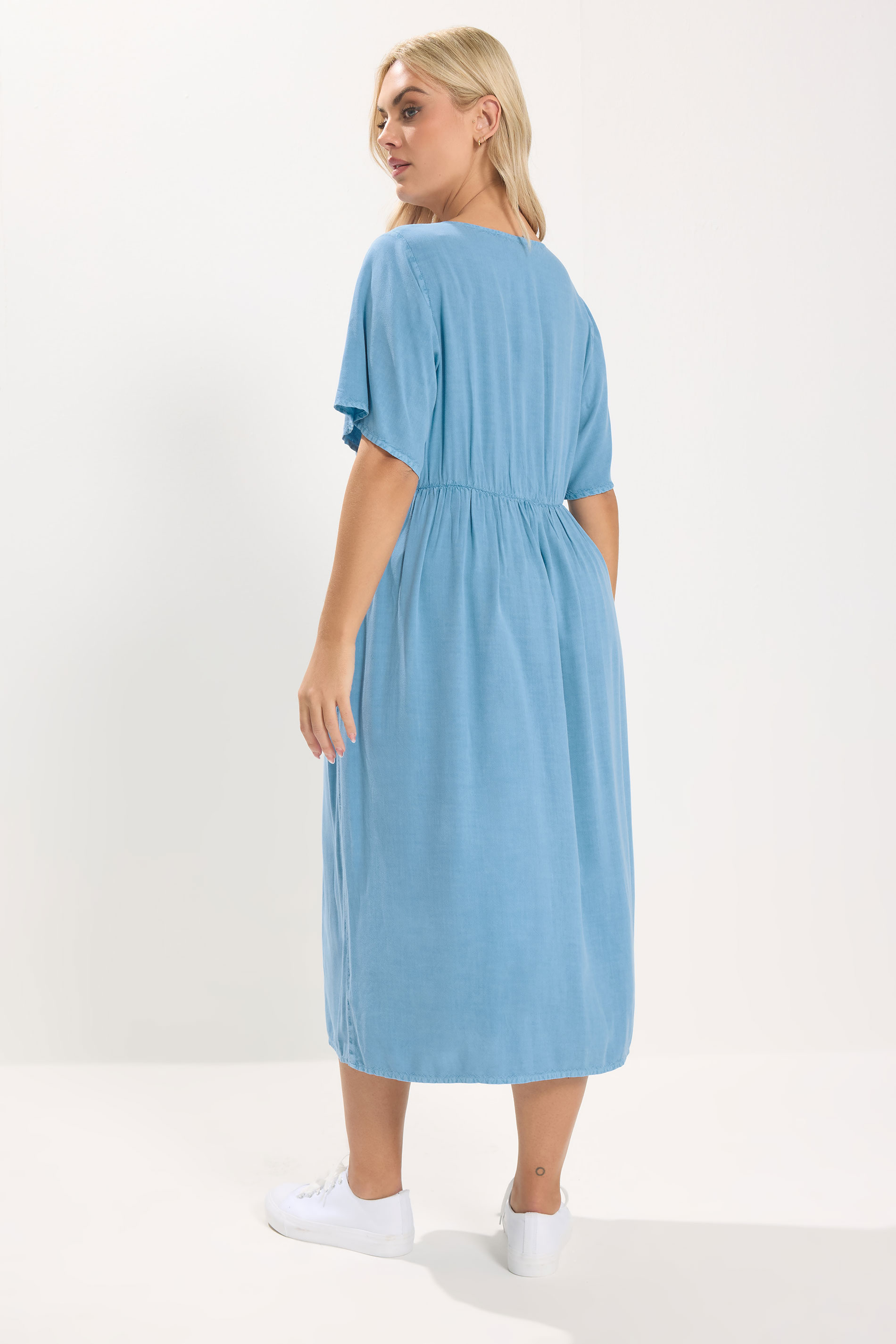 YOURS Plus Size Blue Chambray Maxi Tea Dress | Yours Clothing 2