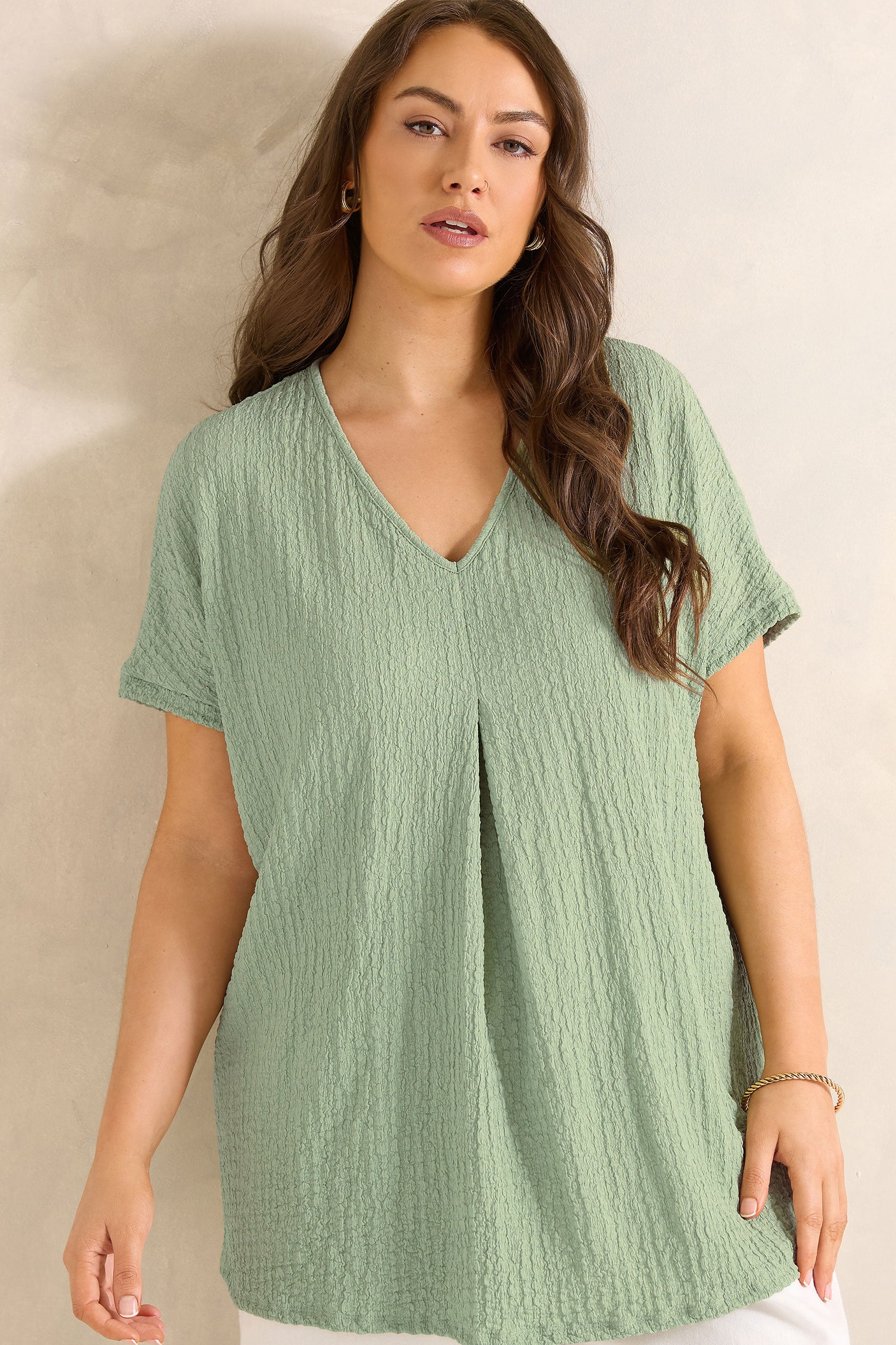 Evans Women's Green Plus Sage Plisse Pleat Top Size 30-32