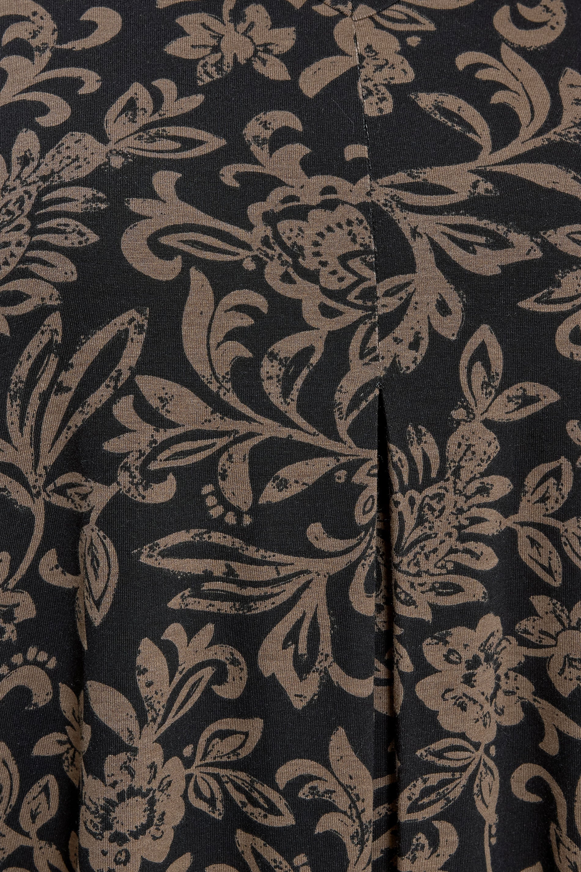 YOURS Plus Size Brown Floral Pleat Front Top | Yours Clothing 4