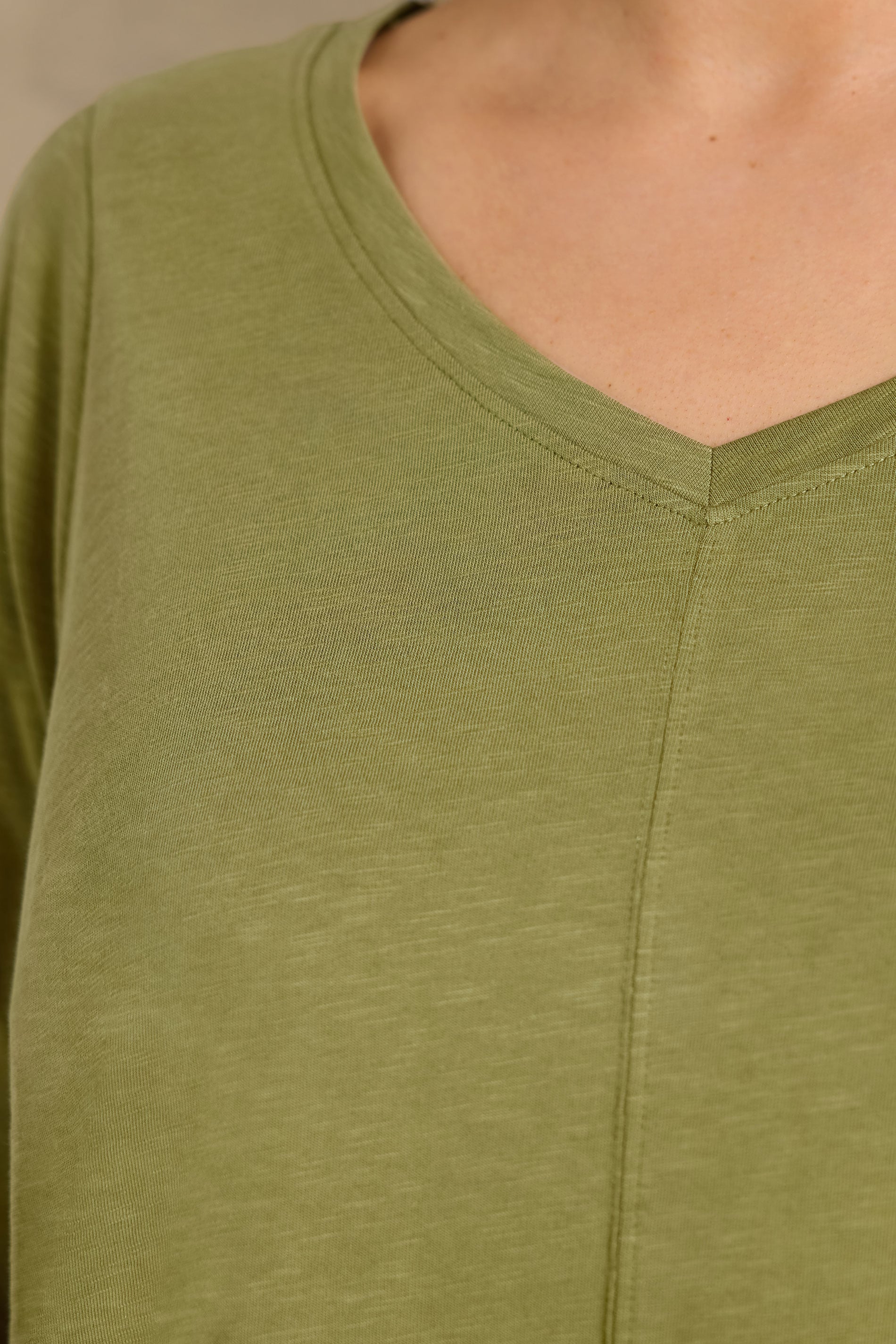 EVANS Plus Size Moss Green V-Neck Cotton Top | Evans 4