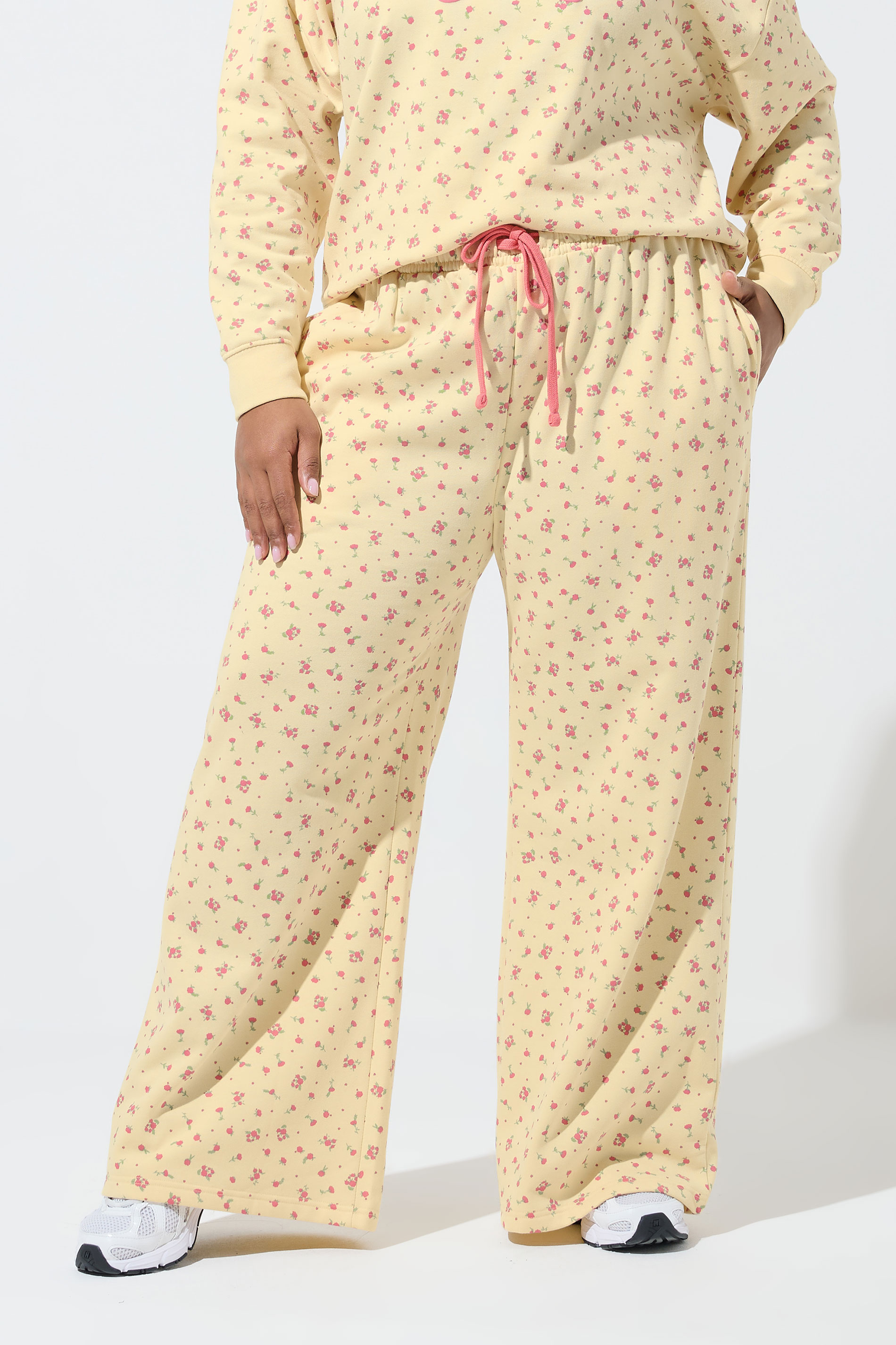 LIMITED COLLECTION Plus Size Yellow Ditsy Floral Straight Leg Joggers | Yours Clothing 1