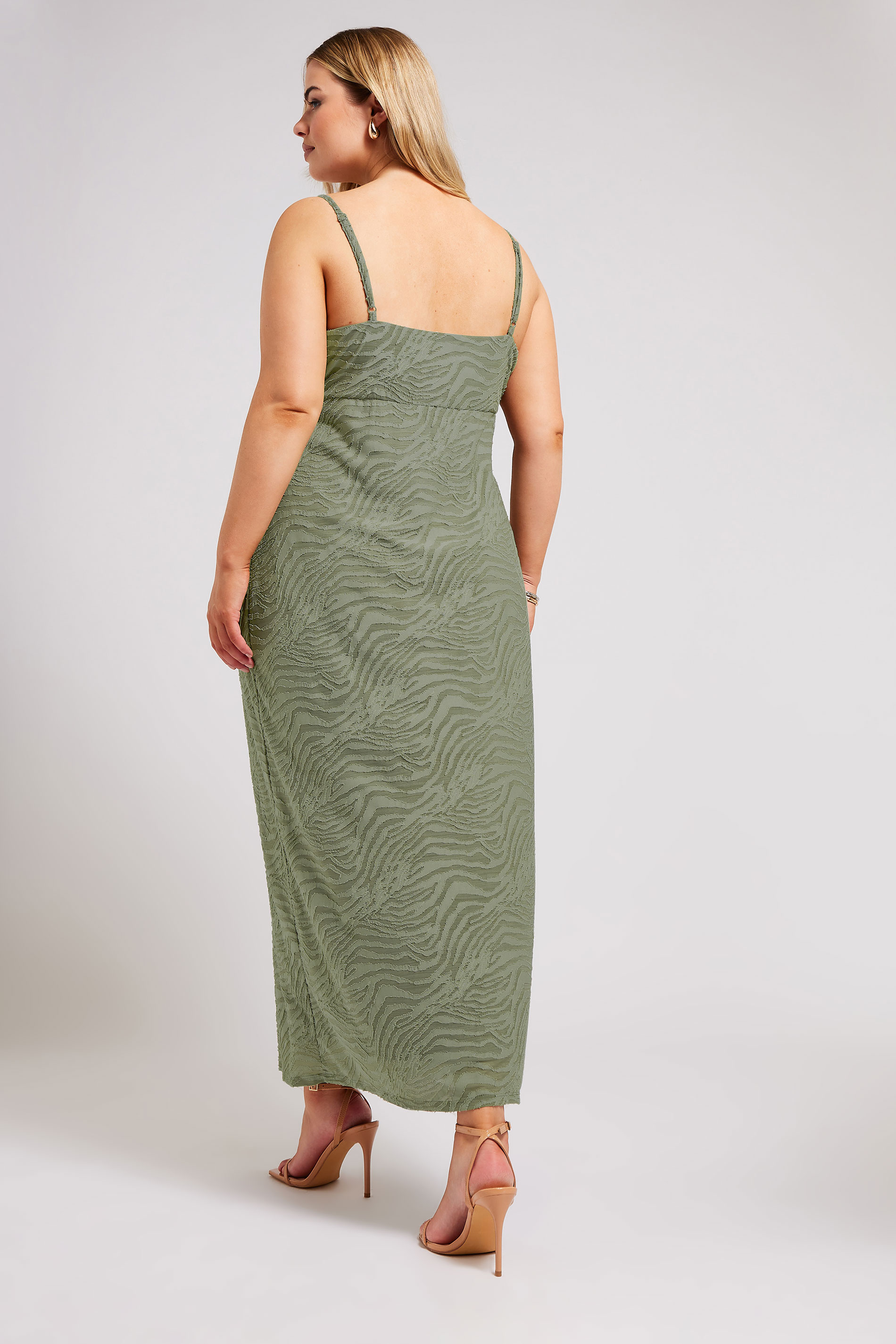 YOURS LONDON Plus Size Khaki Green Zebra Jacquard Maxi Dress | Yours Clothing 3