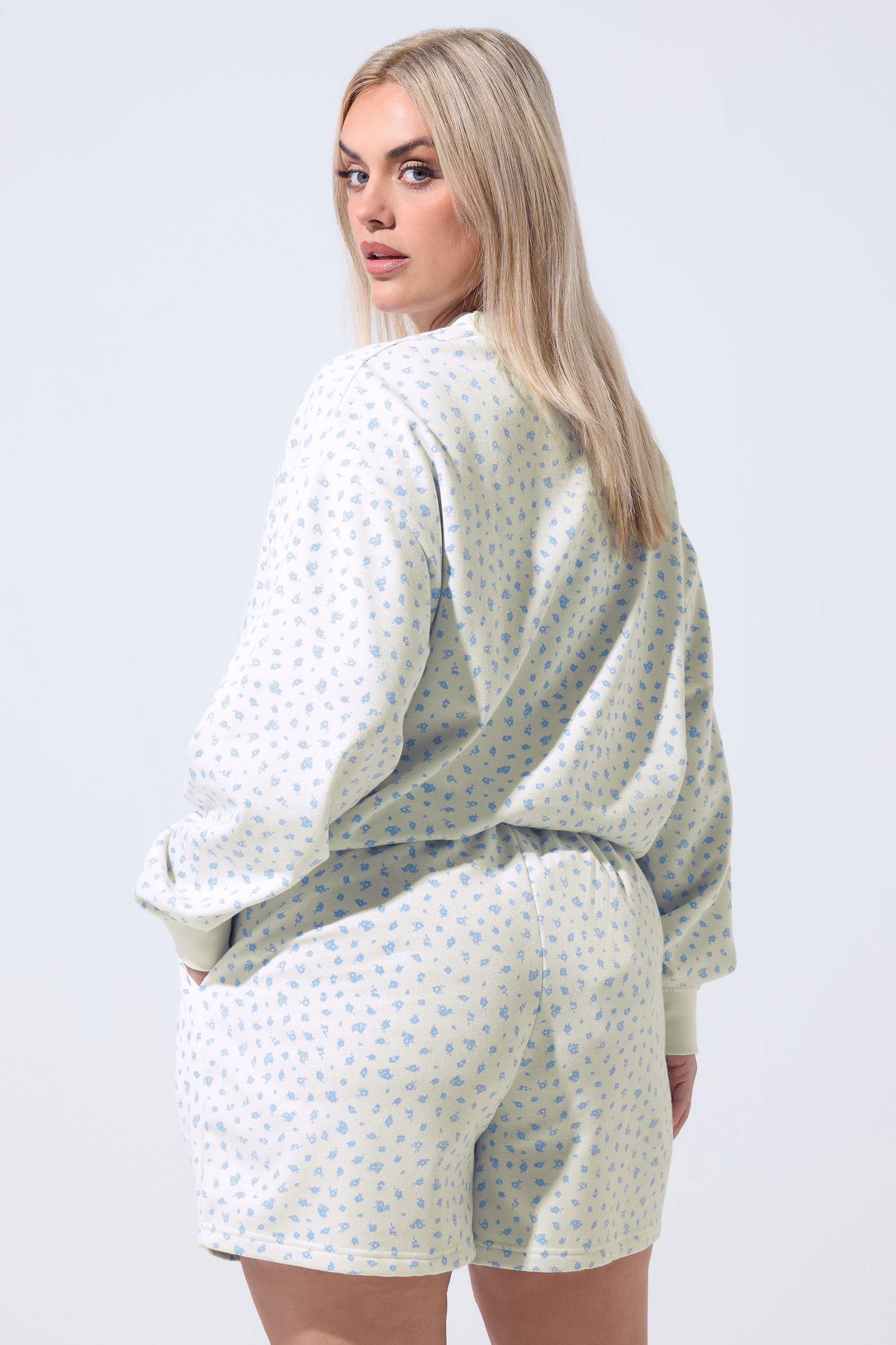 LIMITED COLLECTION Plus Size White Ditsy Floral Jogger Shorts | Yours Clothing 2