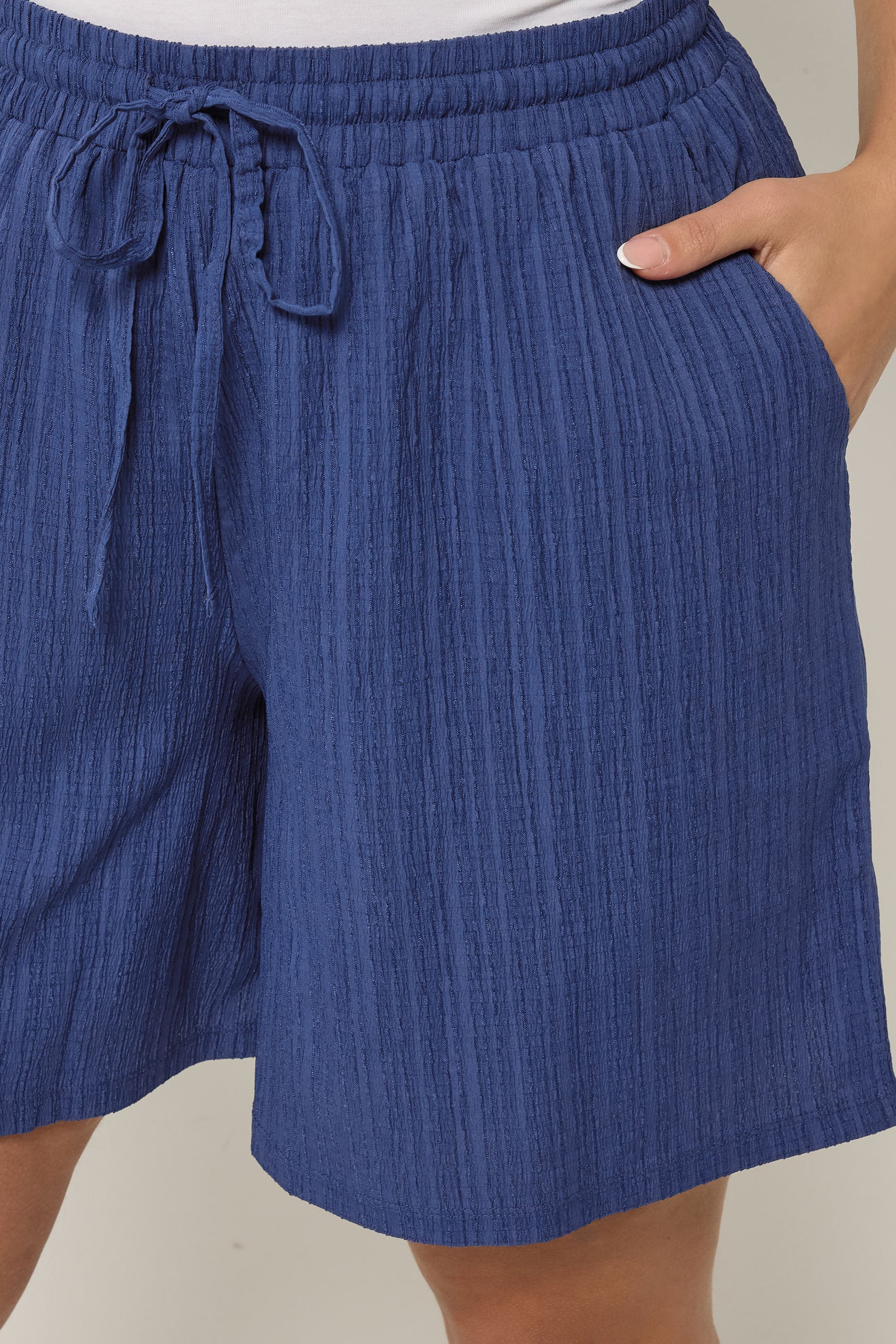 YOURS Plus Size Denim Blue Textured Woven Shorts | Yours Clothing 4