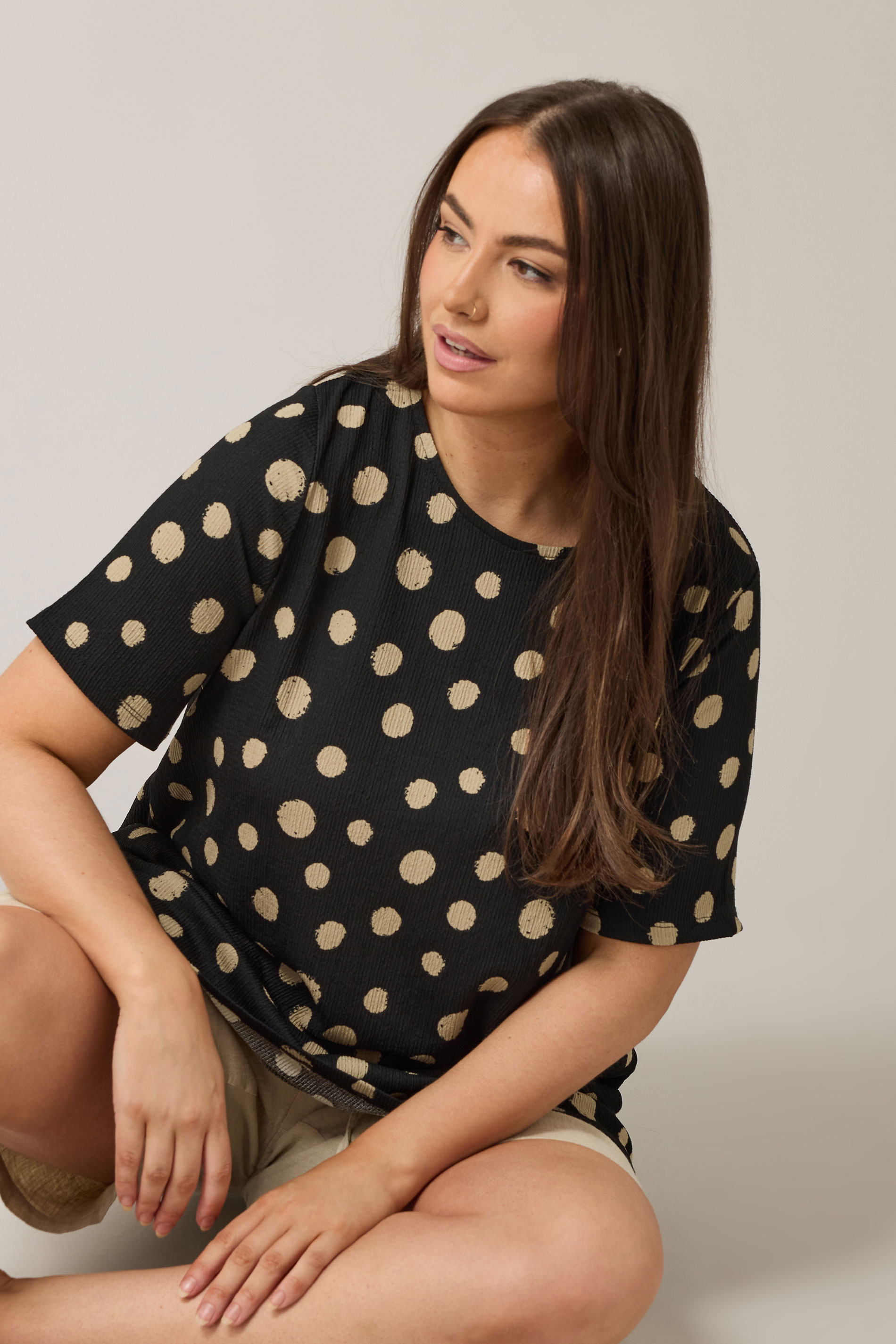 EVANS Plus Size Black Crepe Spot Print Top | Evans 5