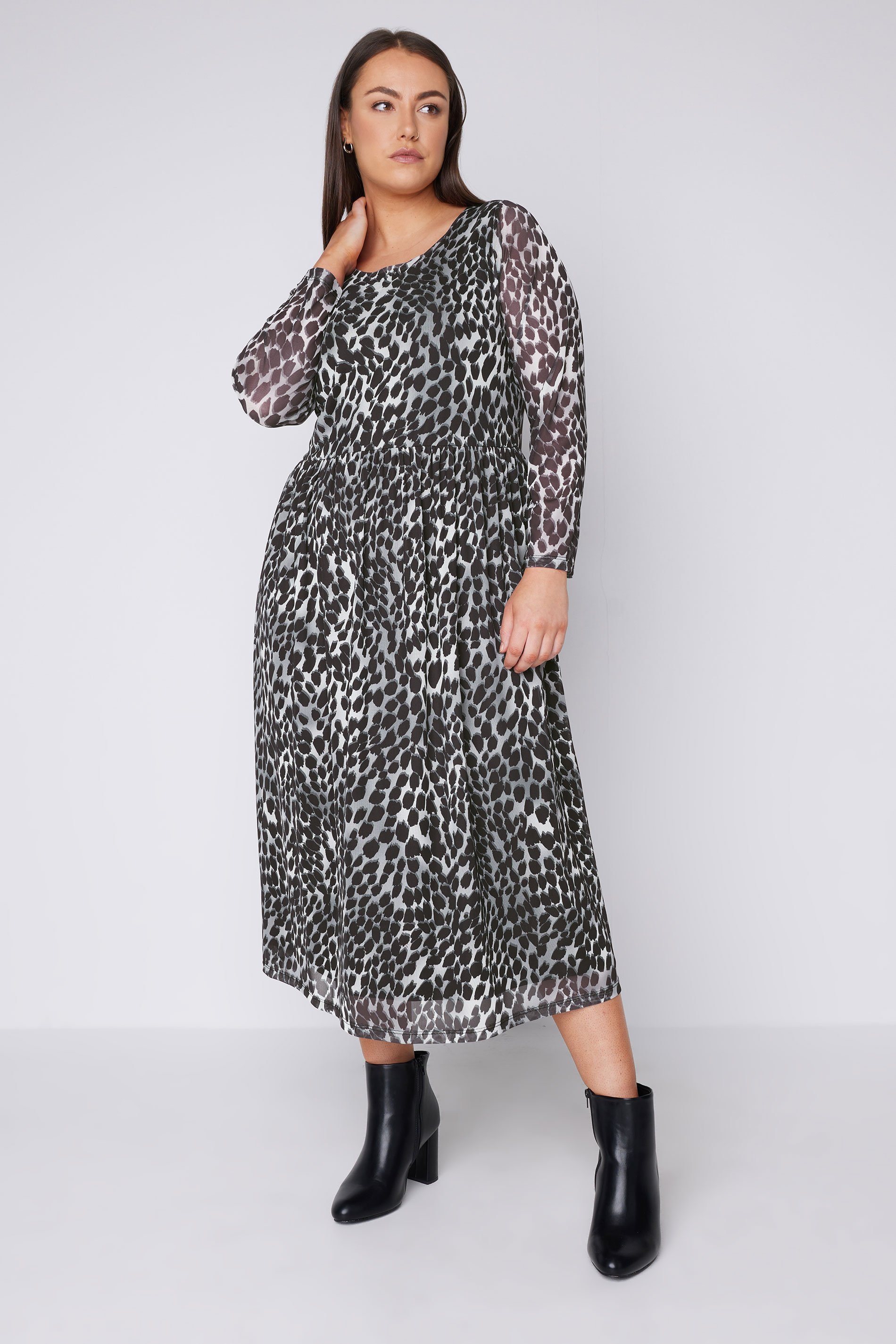 EVANS Plus Size Grey Leopard Print Mesh Midaxi Dress | Evans  2