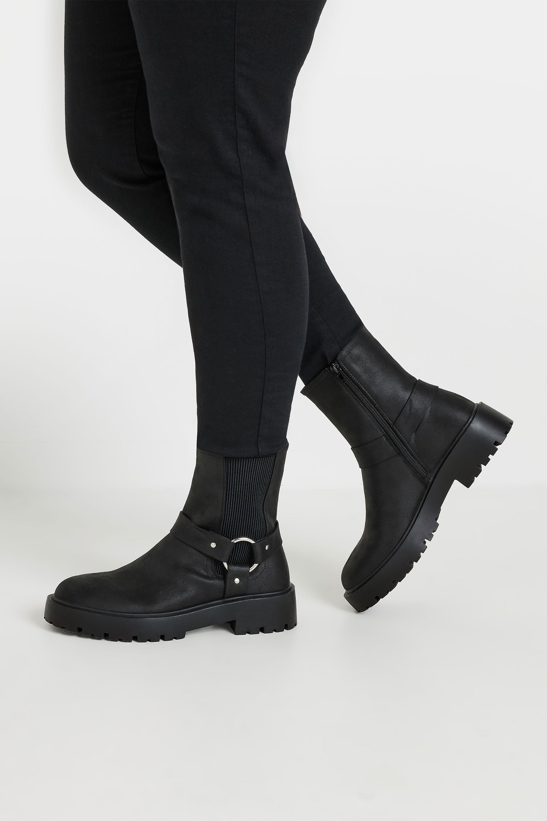 Black Chunky Biker Chelsea Boot In Wide E Fit & Extra Wide EEE Fit | Yours Clothing 2