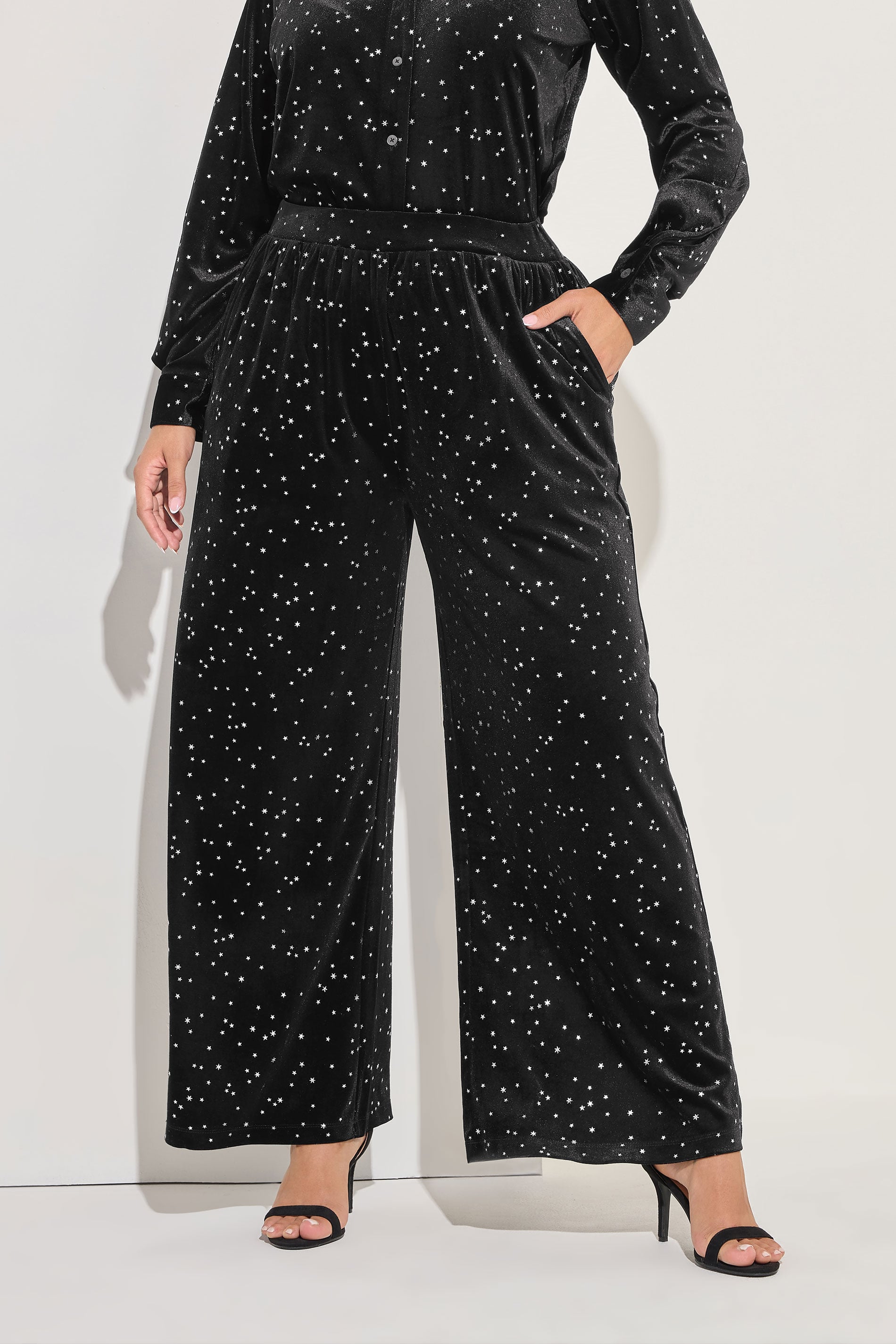 YOURS Plus Size Black Star Velour Wide Leg Trousers | Yours Clothing 3