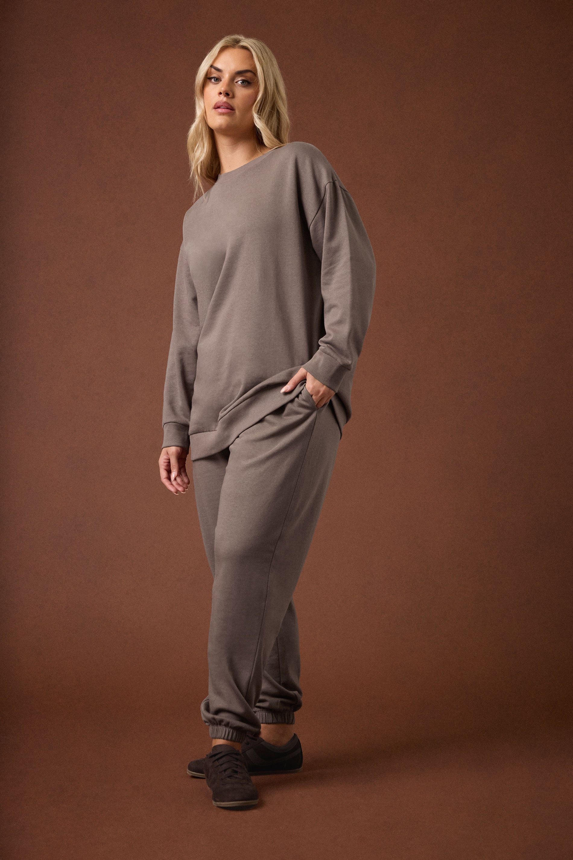YOURS Plus Size Chocolate Brown Cuffed Joggers | Yours Clothing 1